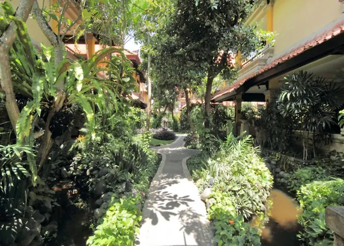 ホリデーパーク Royal And Bali 3*